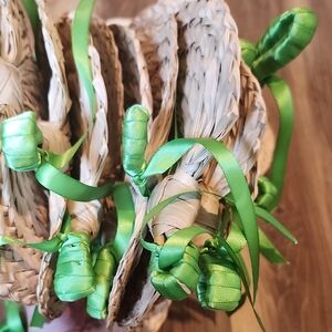 Woven Raffia Straw Fans | Set of 20 | Perfect for Wedding Ceremony